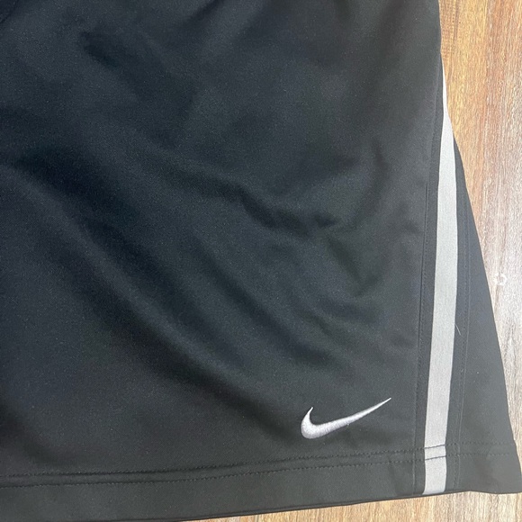 Nike and Under Armour Men’s shorts Large 2 Pair - Picture 7 of 10